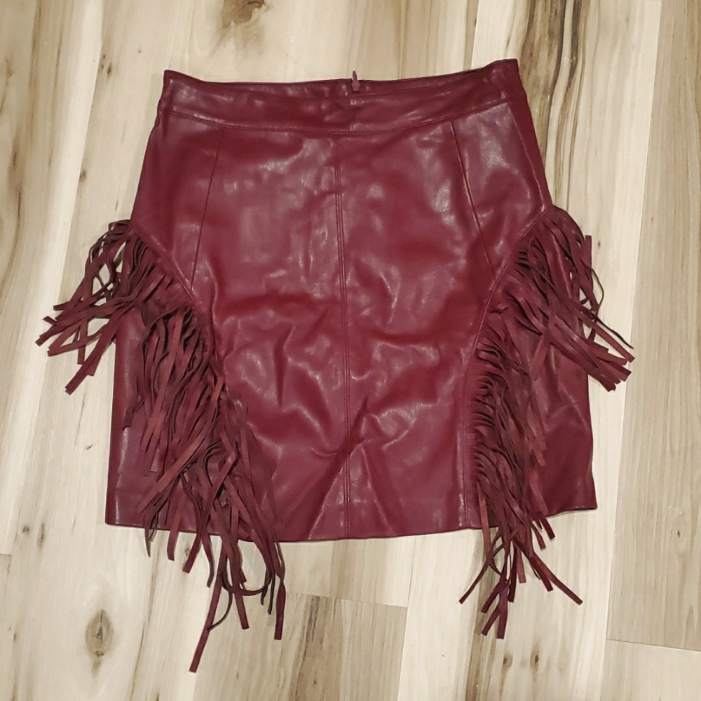 Romeo + Juliet Couture